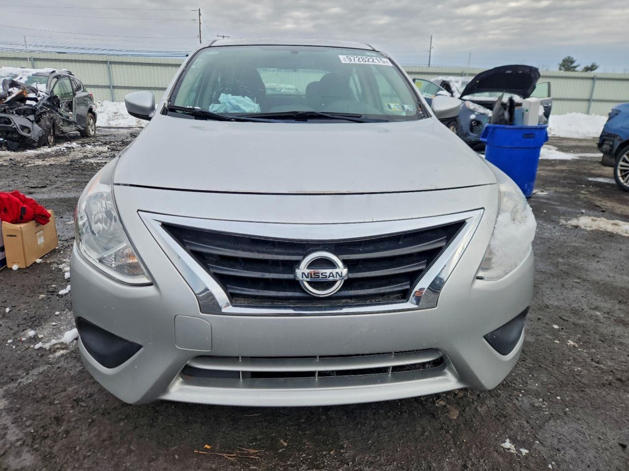 2019 NISSAN VERSA S photo 17