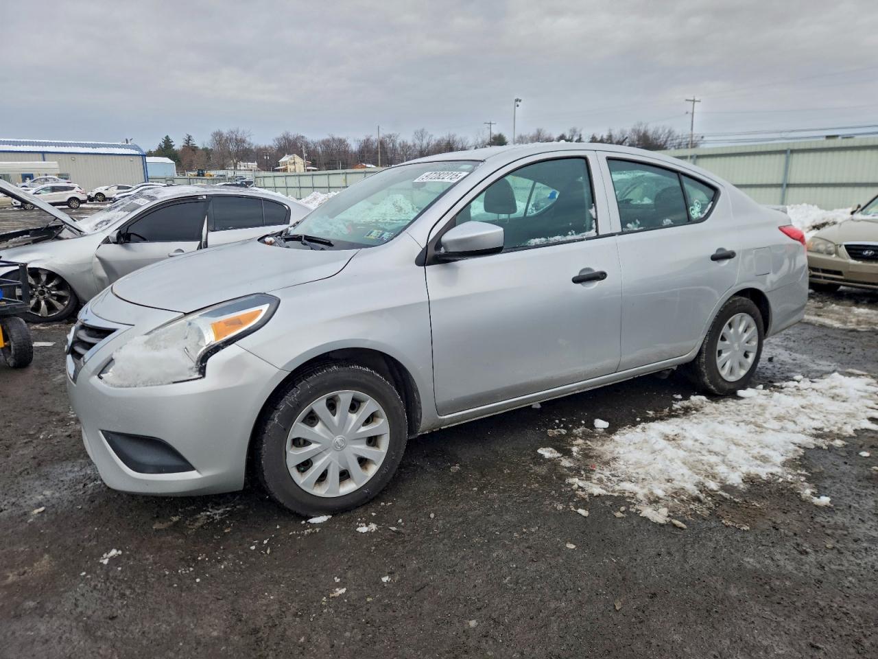 2019 NISSAN VERSA