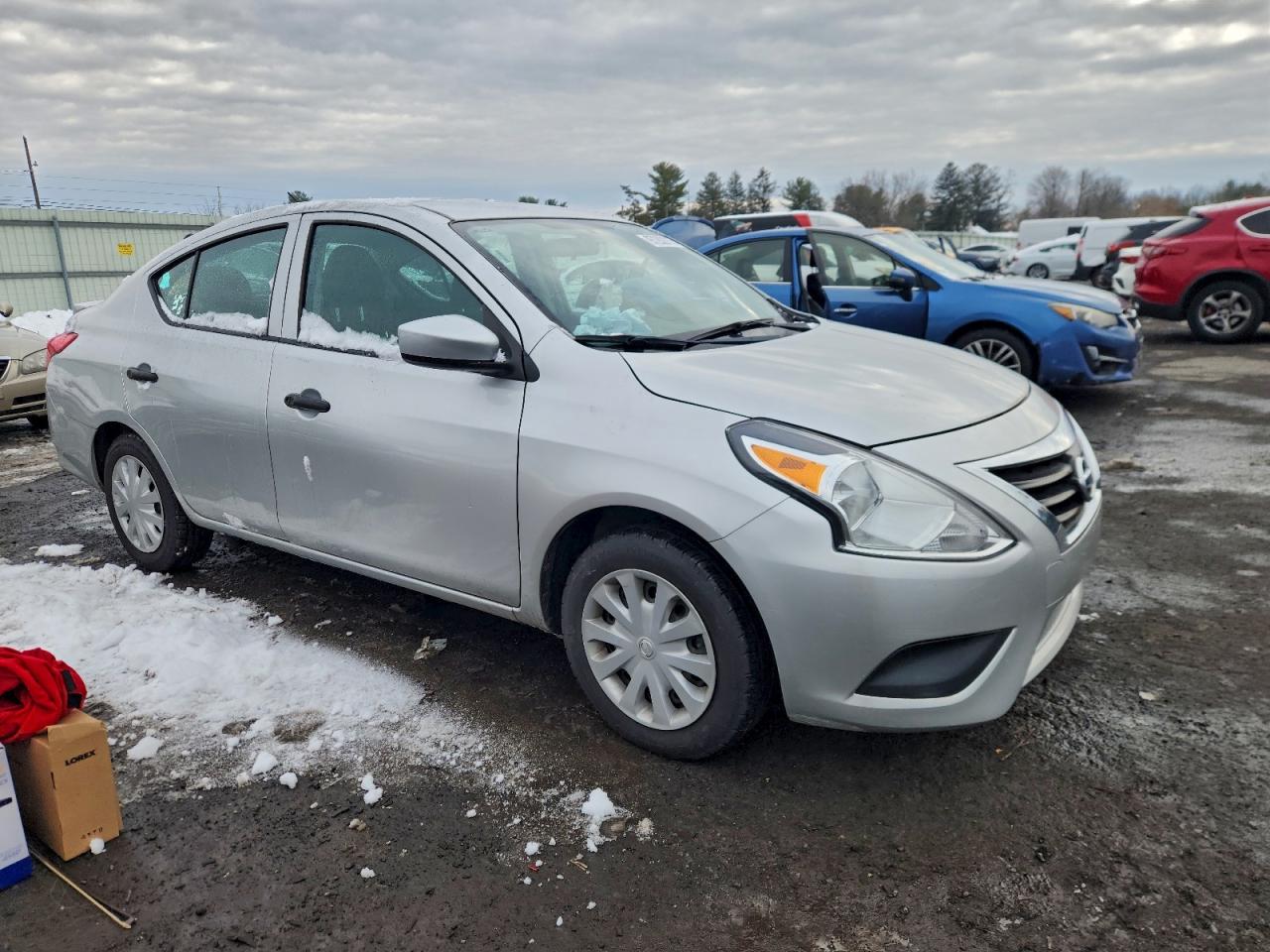 2019 NISSAN VERSA S photo 13