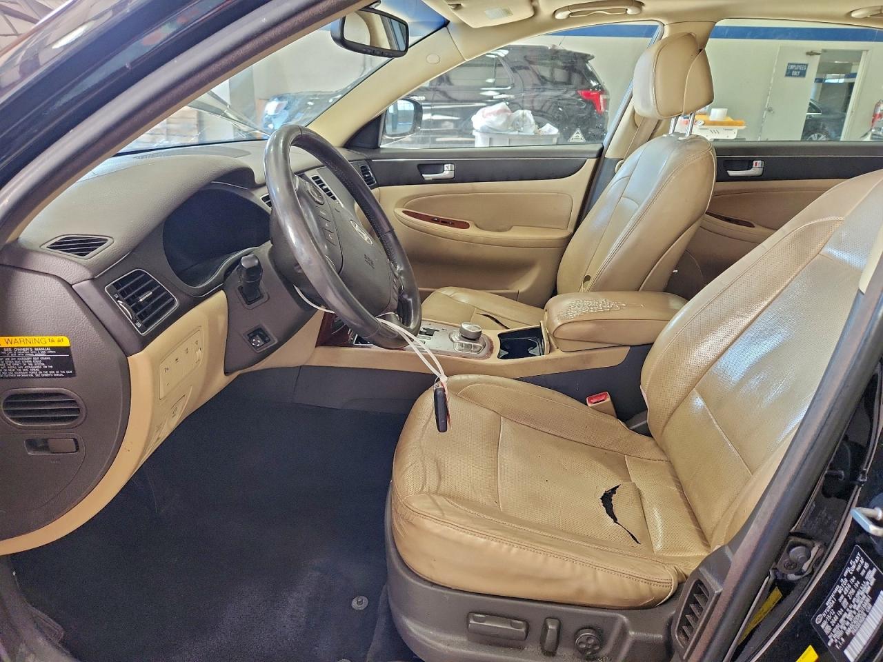 2012 HYUNDAI GENESIS 3.8L photo 7