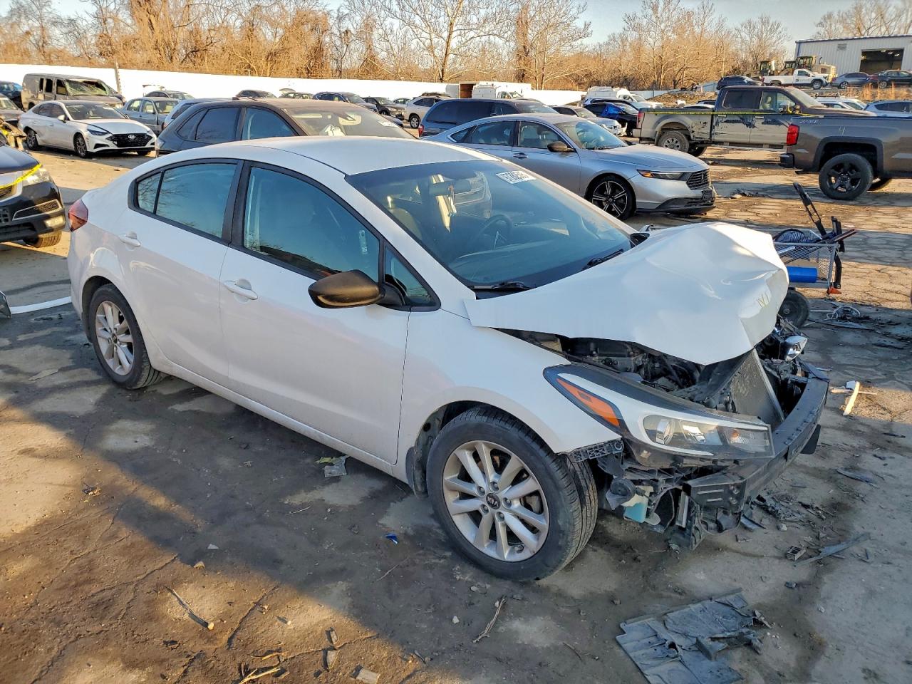 2017 KIA FORTE LX photo 7