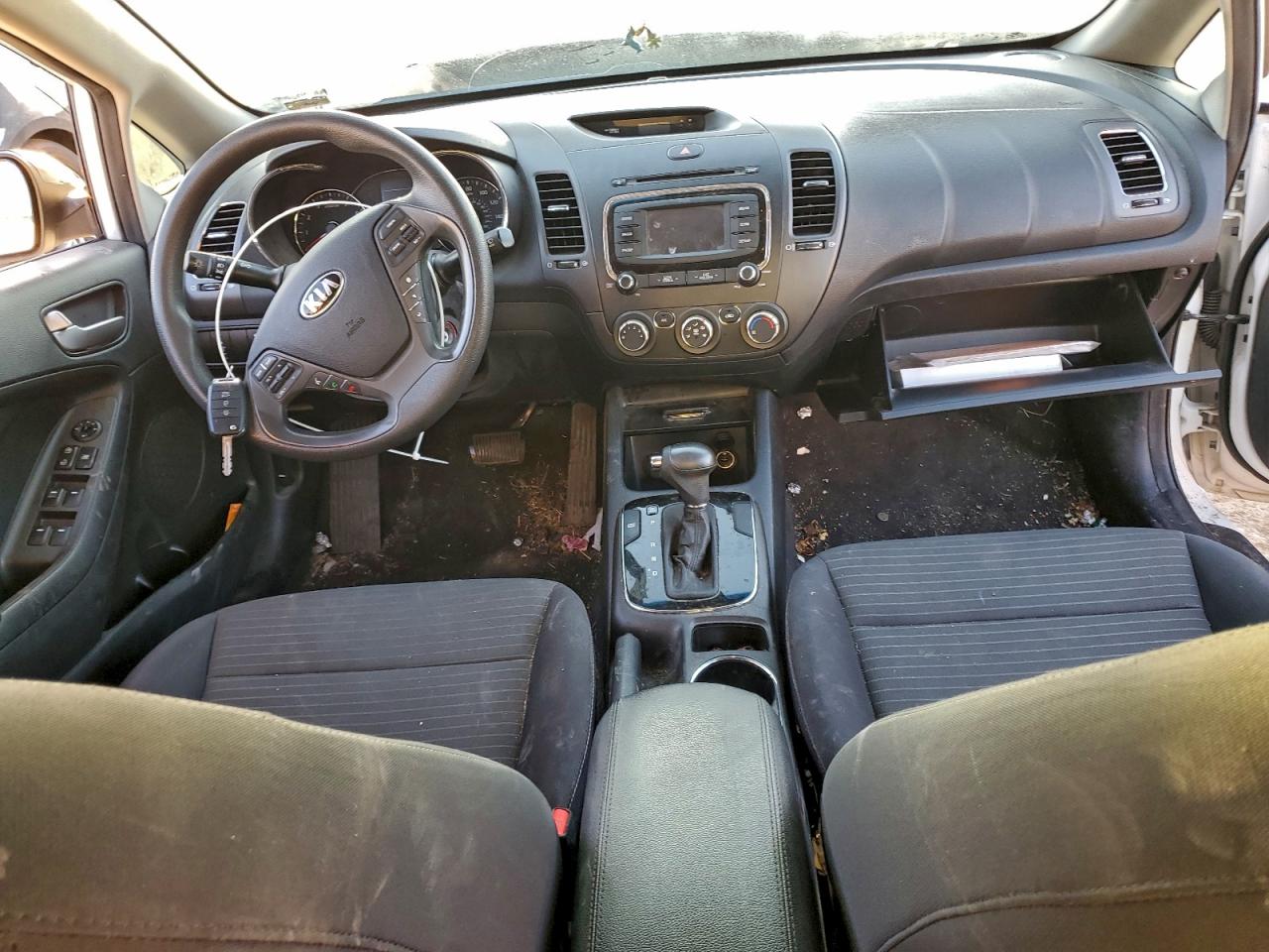 2017 KIA FORTE LX photo 15
