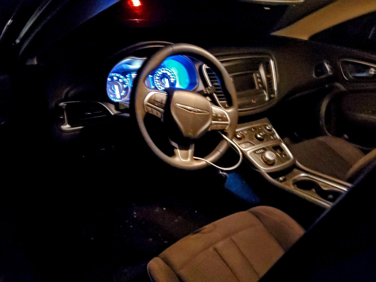 2015 CHRYSLER 200 LIMITED photo 15