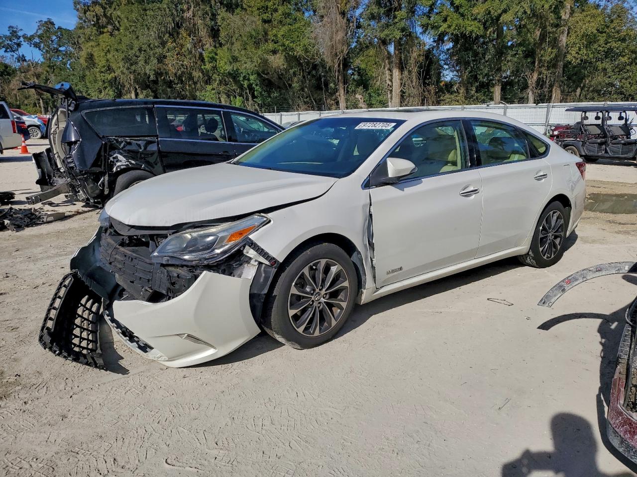 2016 TOYOTA AVALON