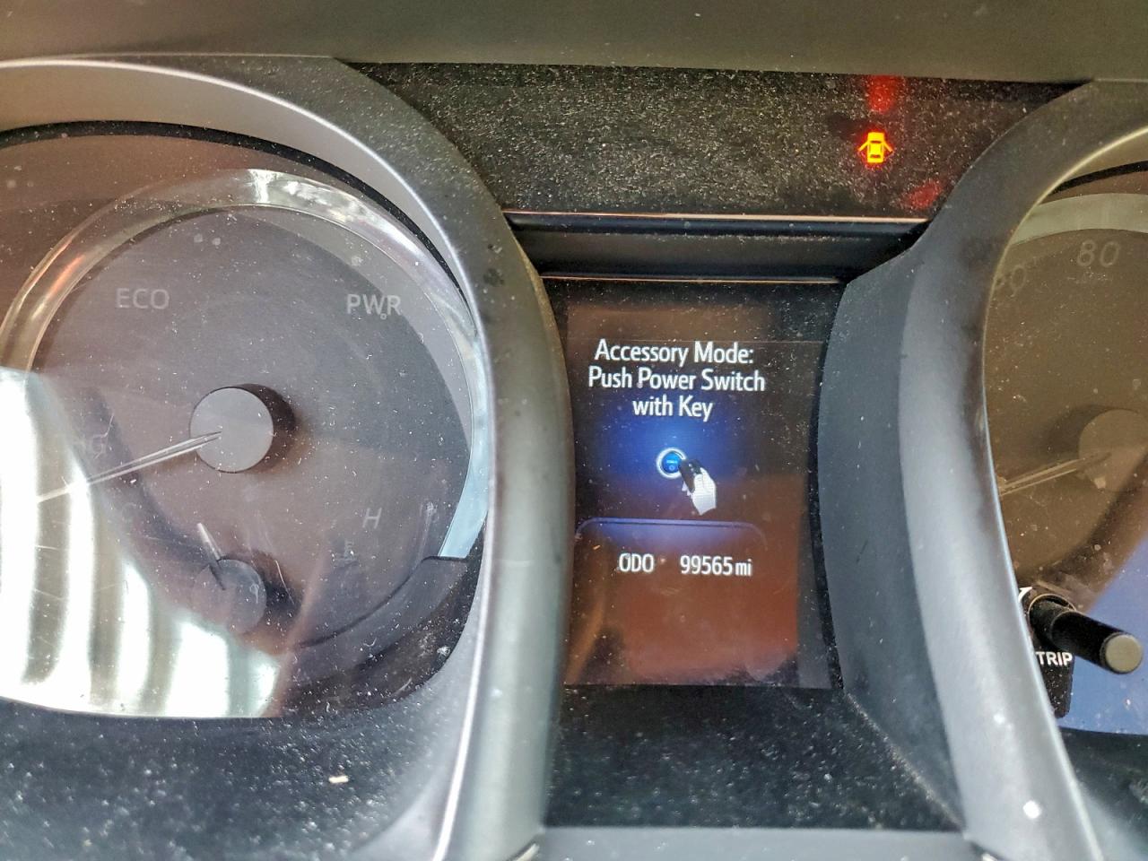 2016 TOYOTA AVALON HYBRID photo 9