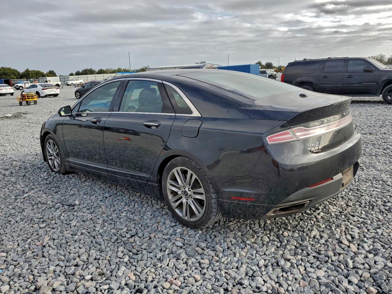 2015 LINCOLN MKZ photo 2