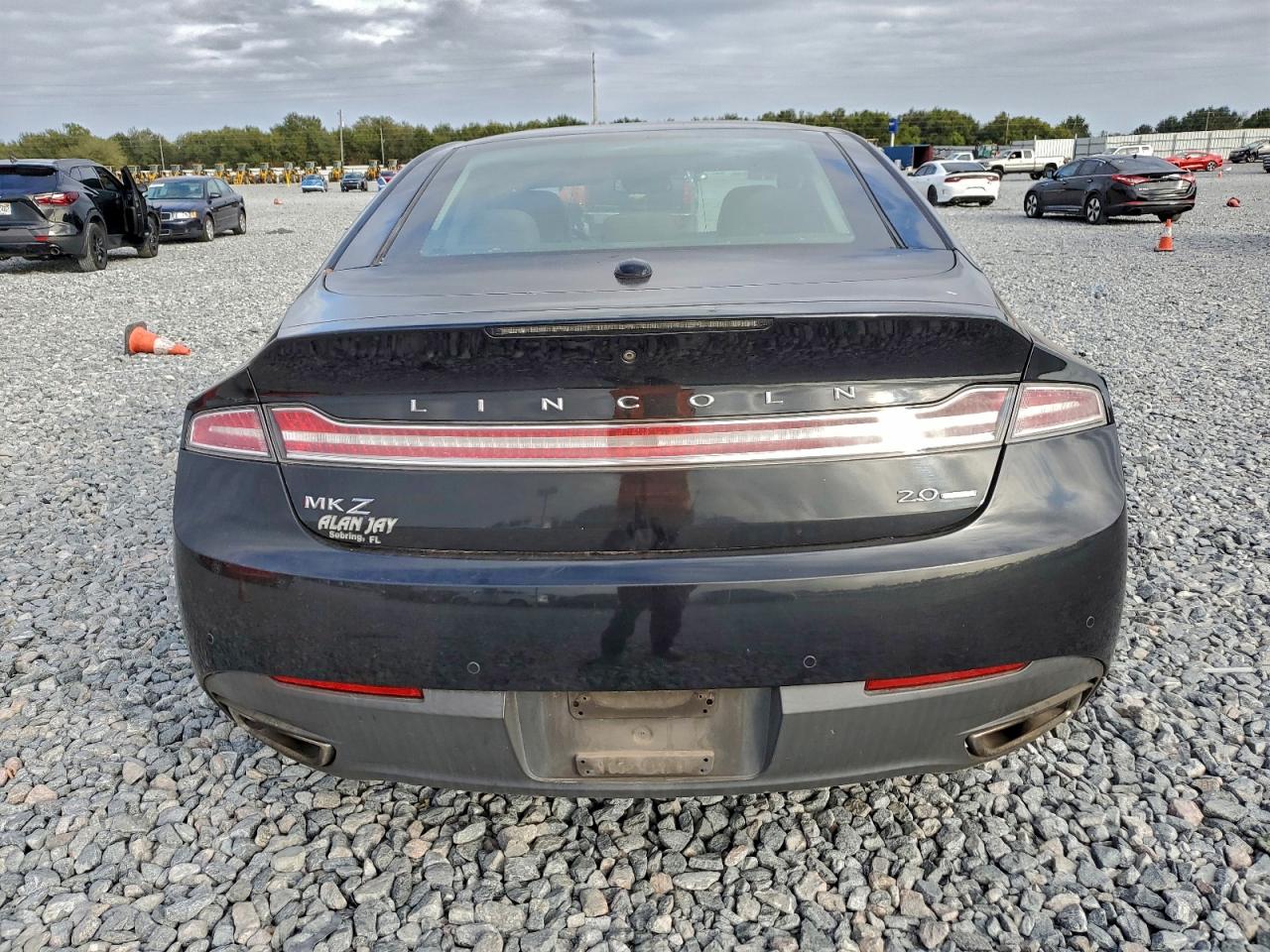 2015 LINCOLN MKZ photo 6