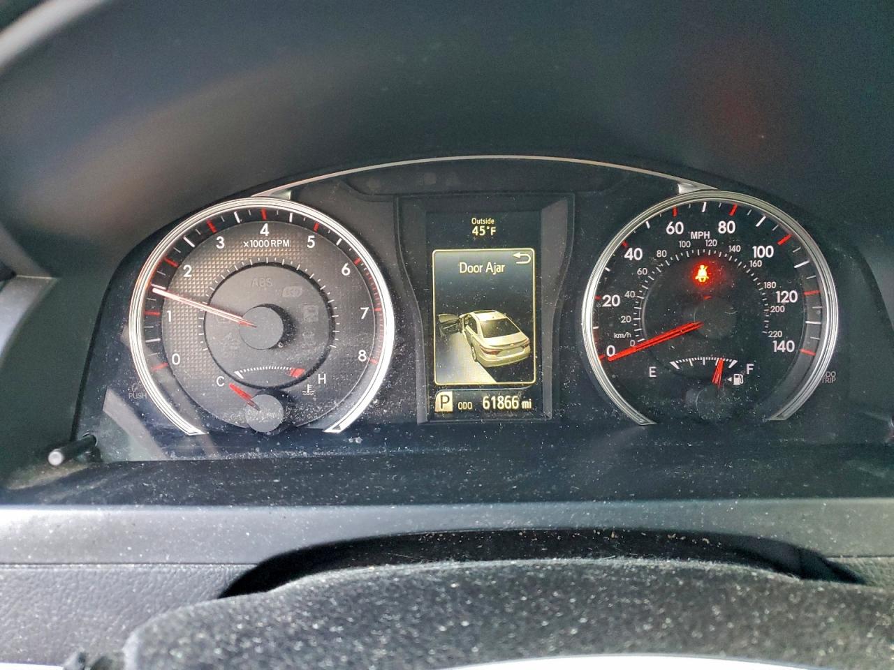 2017 TOYOTA CAMRY LE photo 9