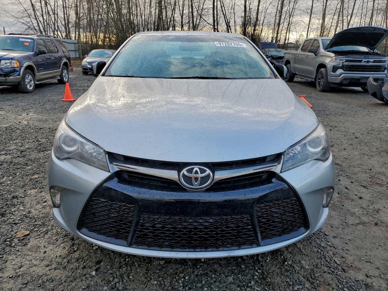 2017 TOYOTA CAMRY LE photo 5
