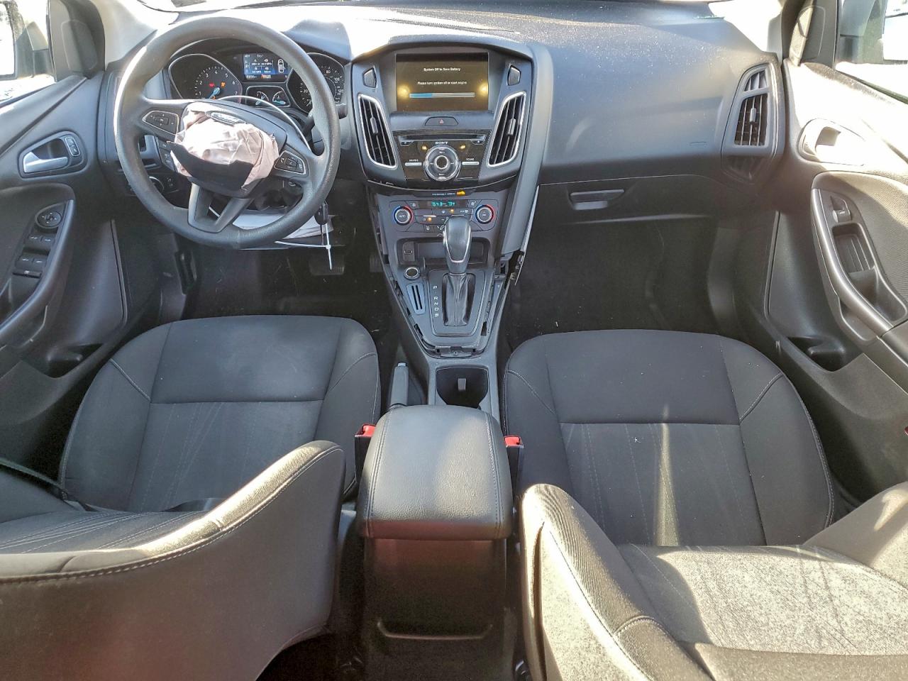 2017 FORD FOCUS SEL photo 15