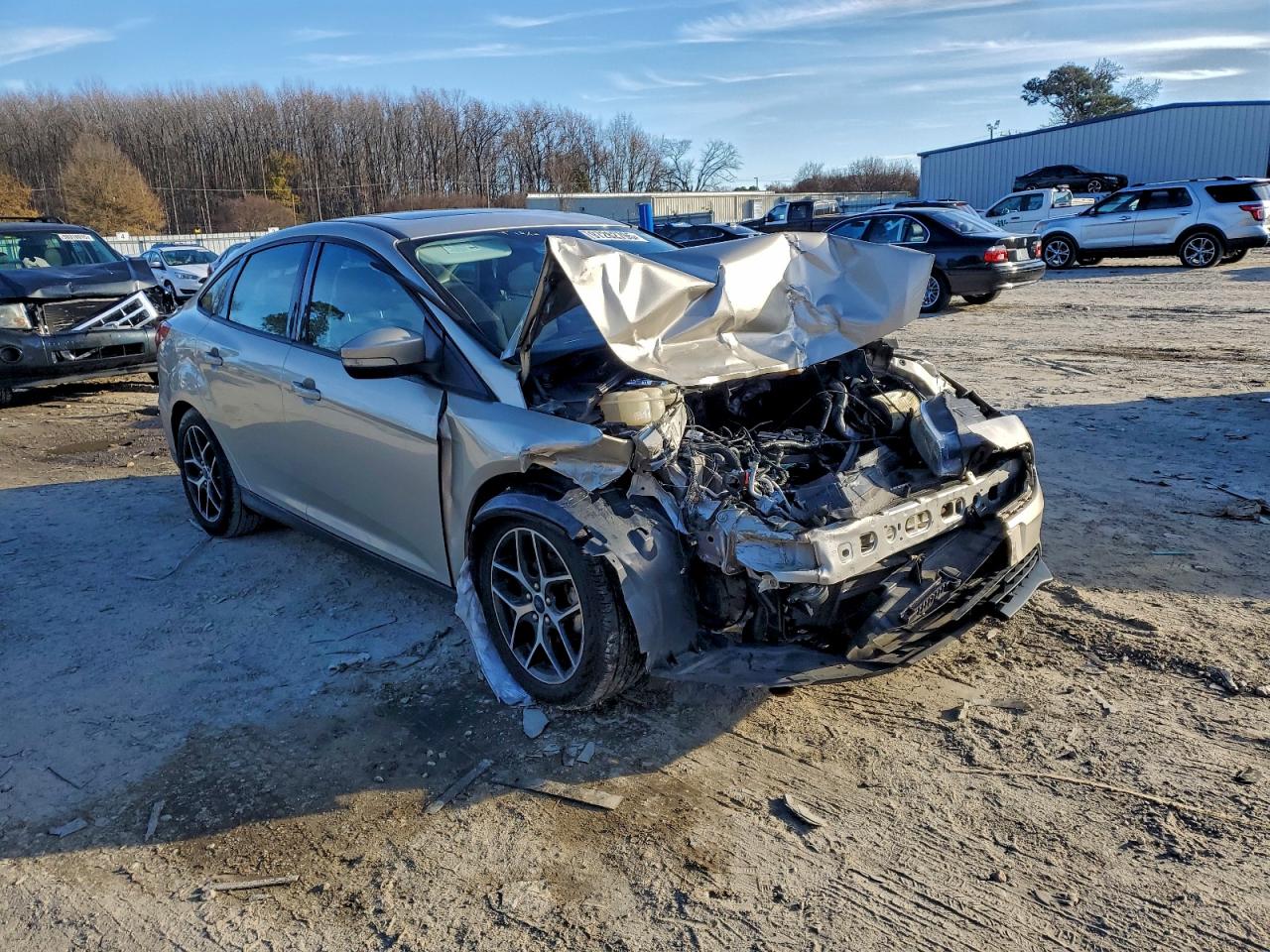 2017 FORD FOCUS SEL photo 7