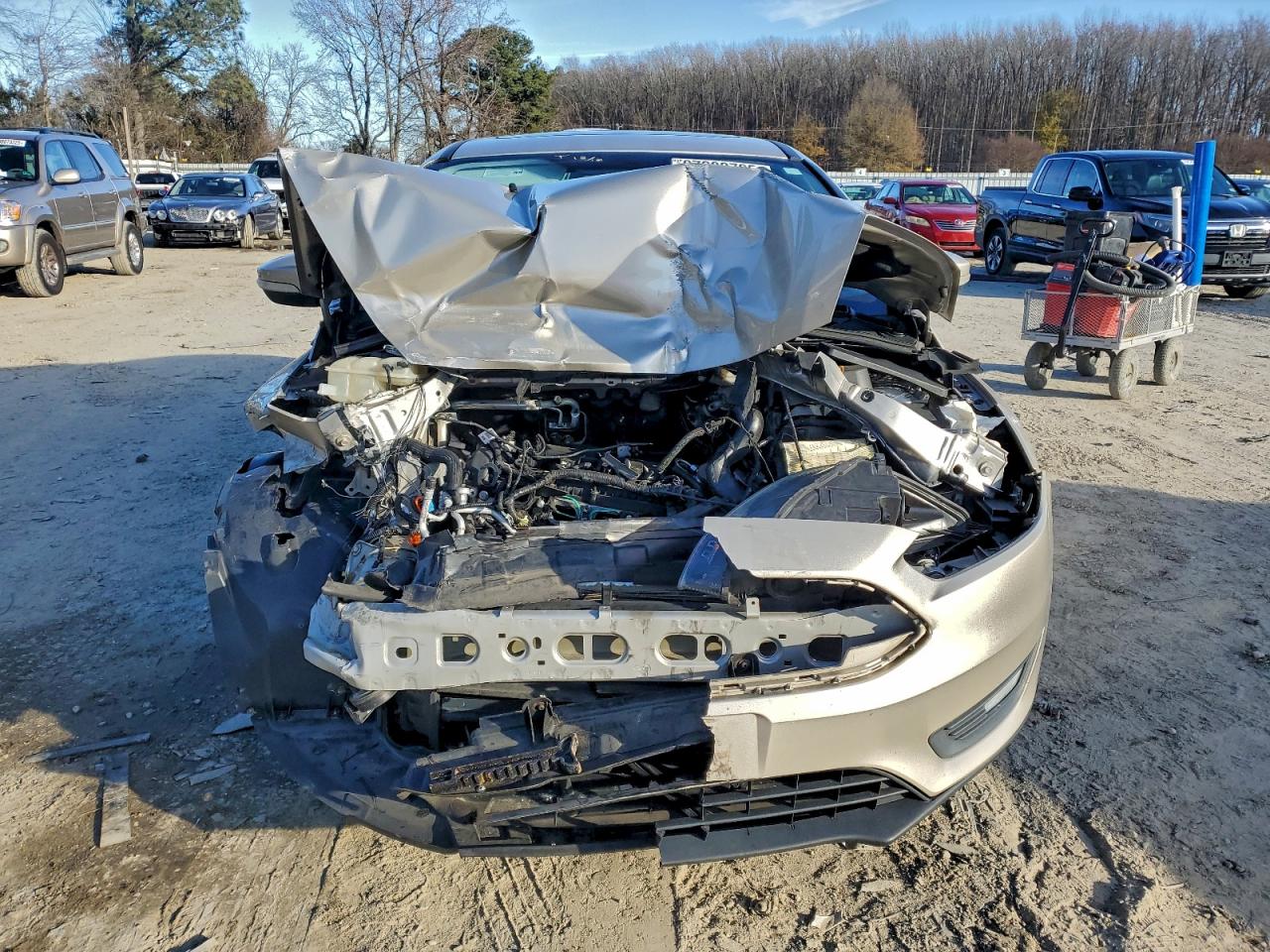 2017 FORD FOCUS SEL photo 9