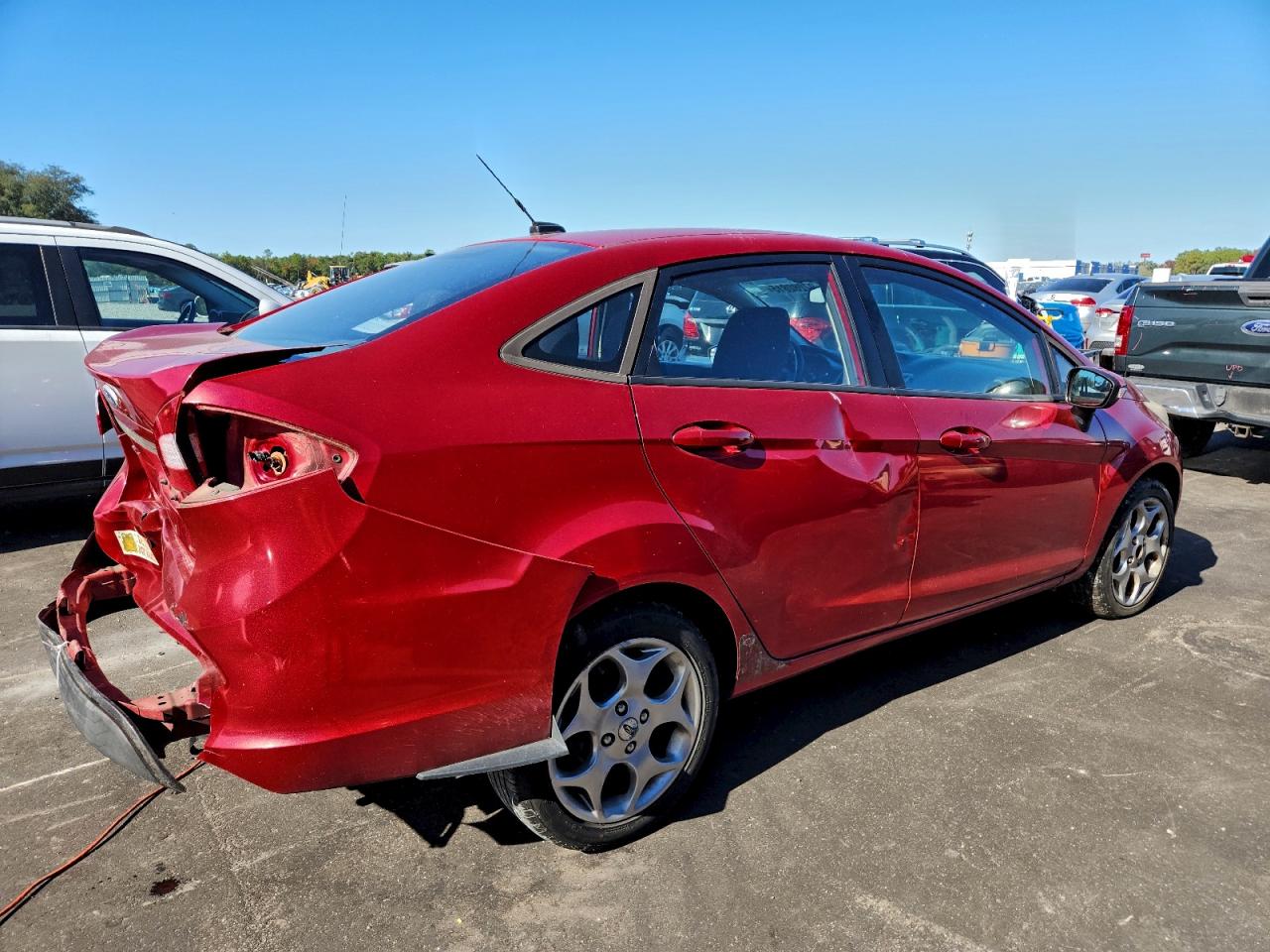 2011 FORD FIESTA SEL photo 5