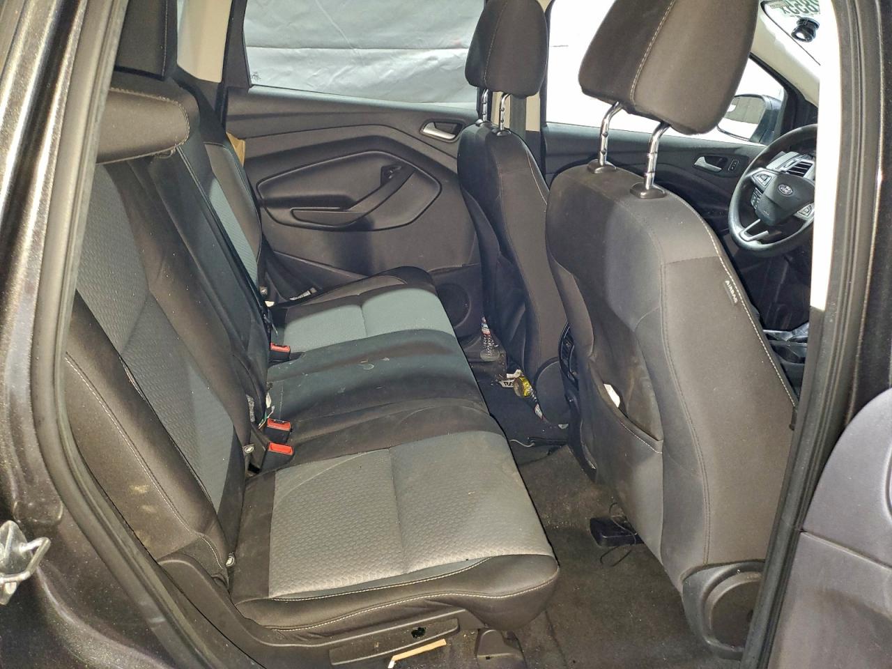 2017 FORD ESCAPE SE photo 11
