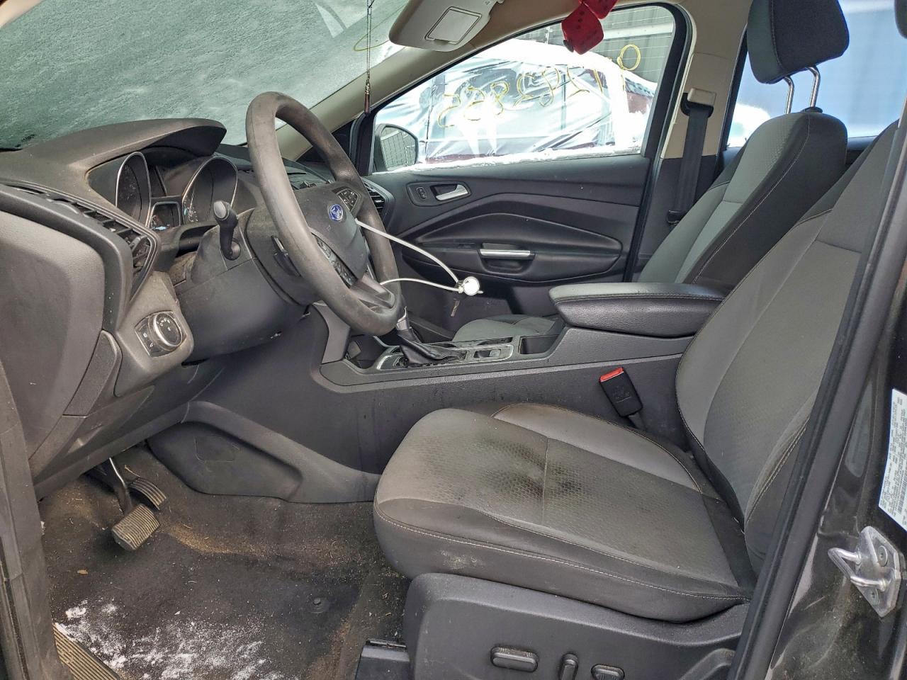 2017 FORD ESCAPE SE photo 7