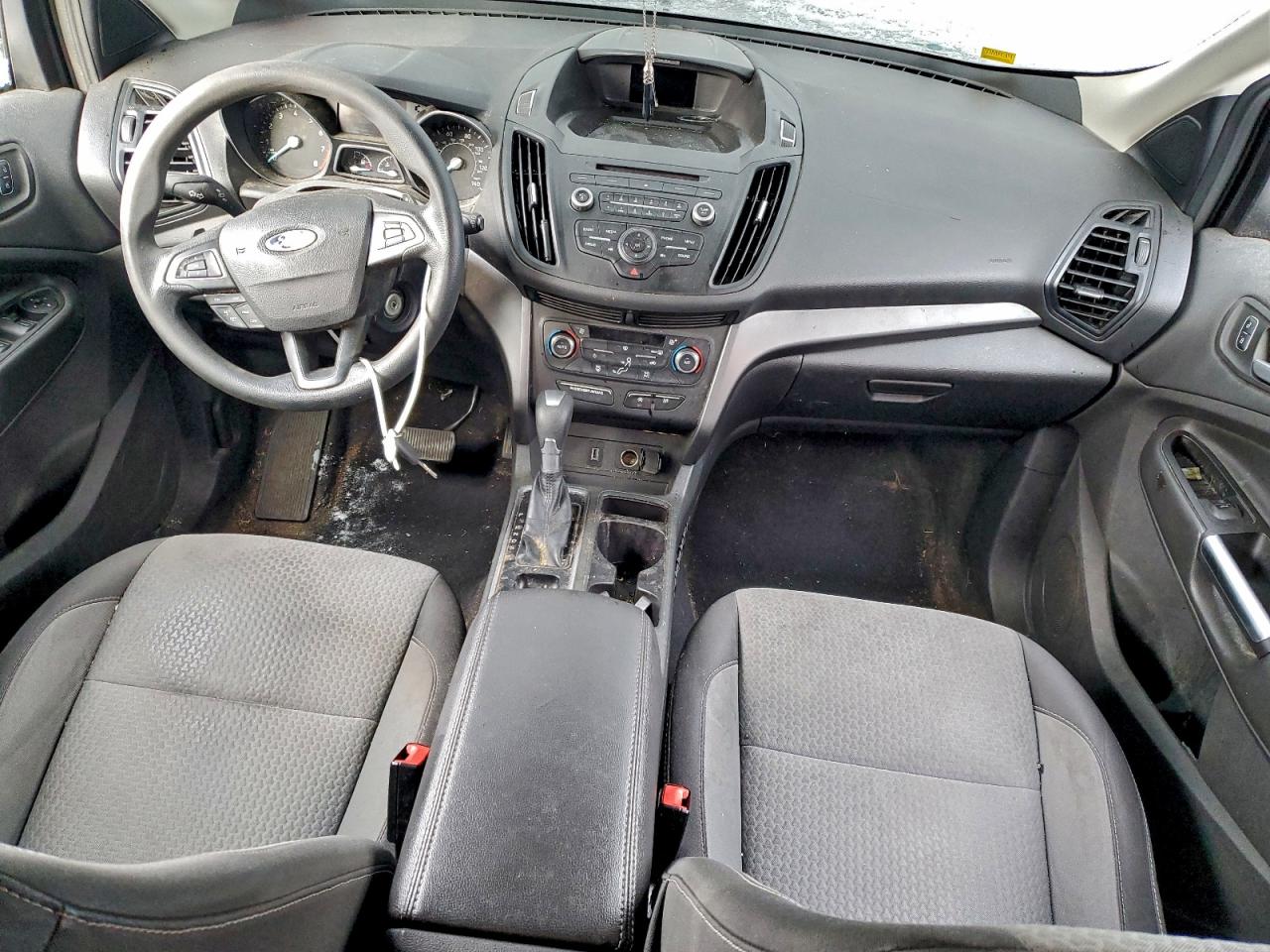 2017 FORD ESCAPE SE photo 8