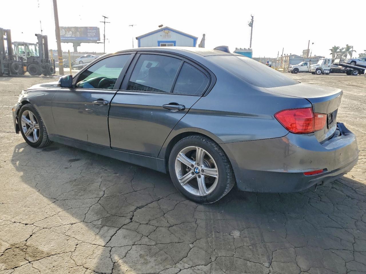 2015 BMW 320 I photo 2