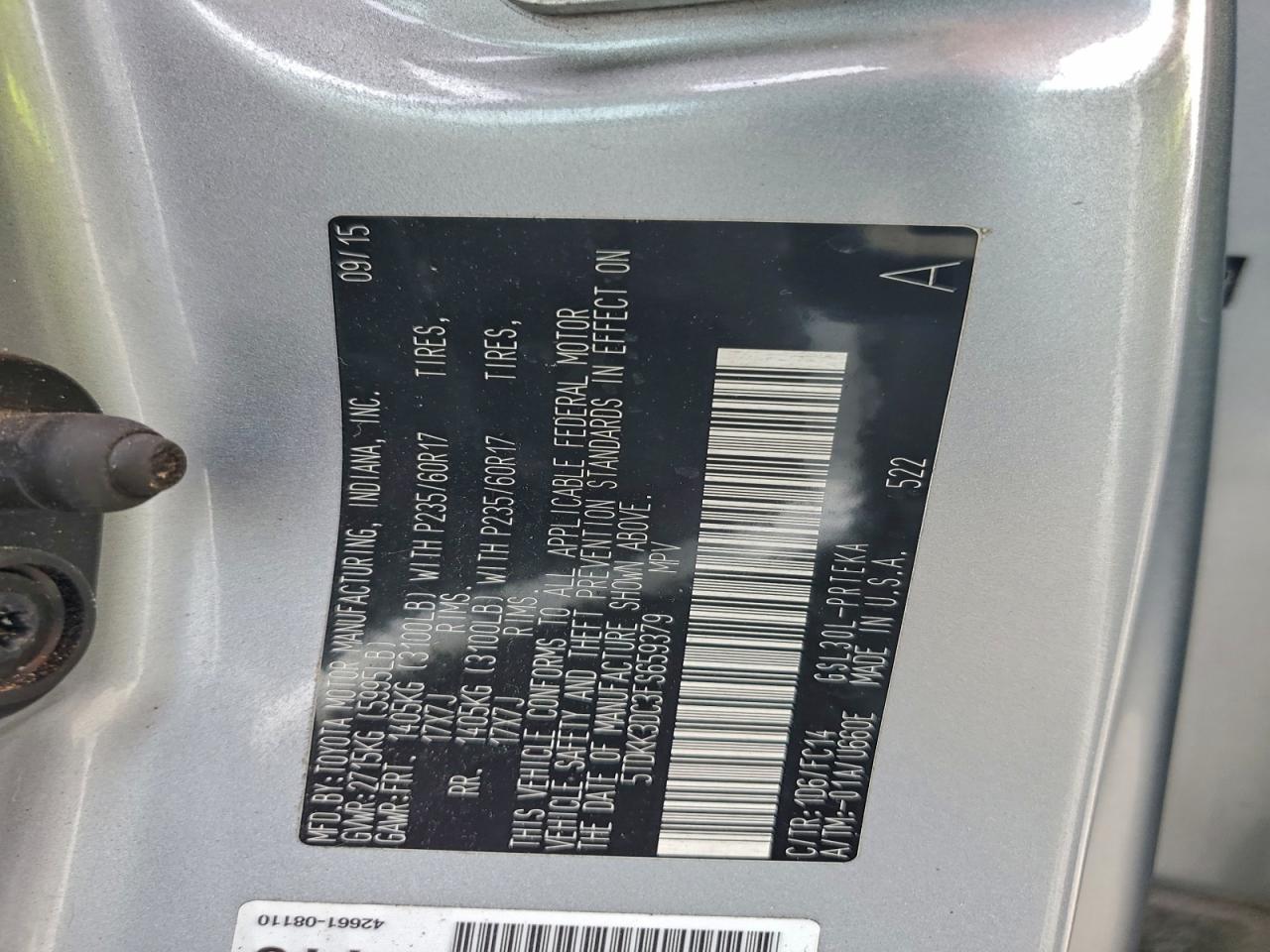2015 TOYOTA SIENNA LE photo 37