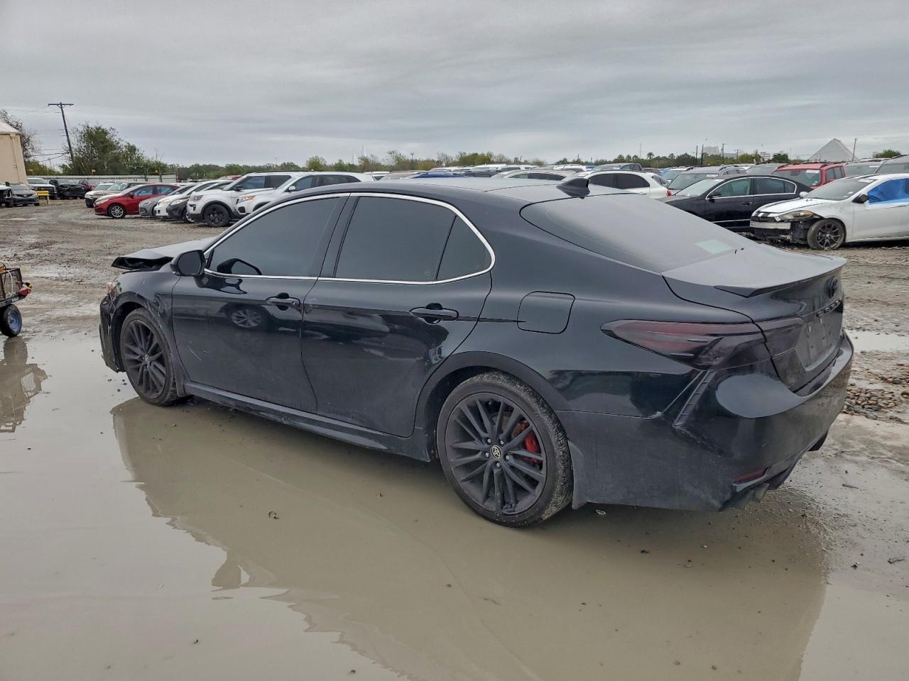 2021 TOYOTA CAMRY XSE photo 4