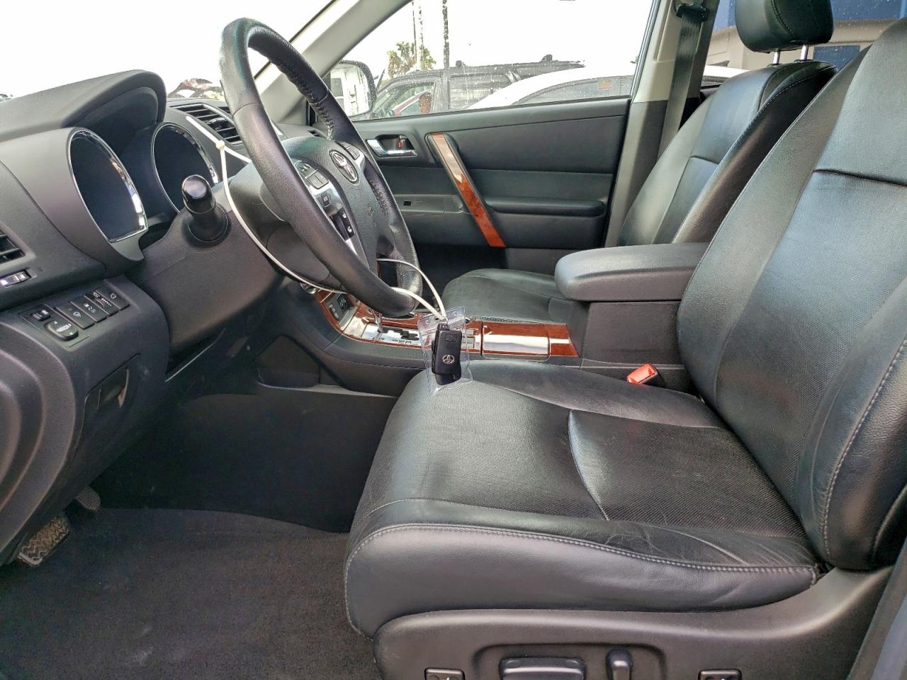 2012 TOYOTA HIGHLANDER LIMITED photo 7