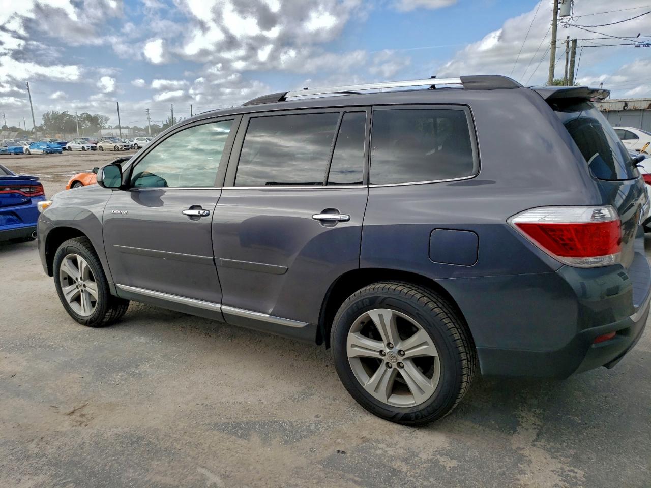 2012 TOYOTA HIGHLANDER LIMITED photo 2