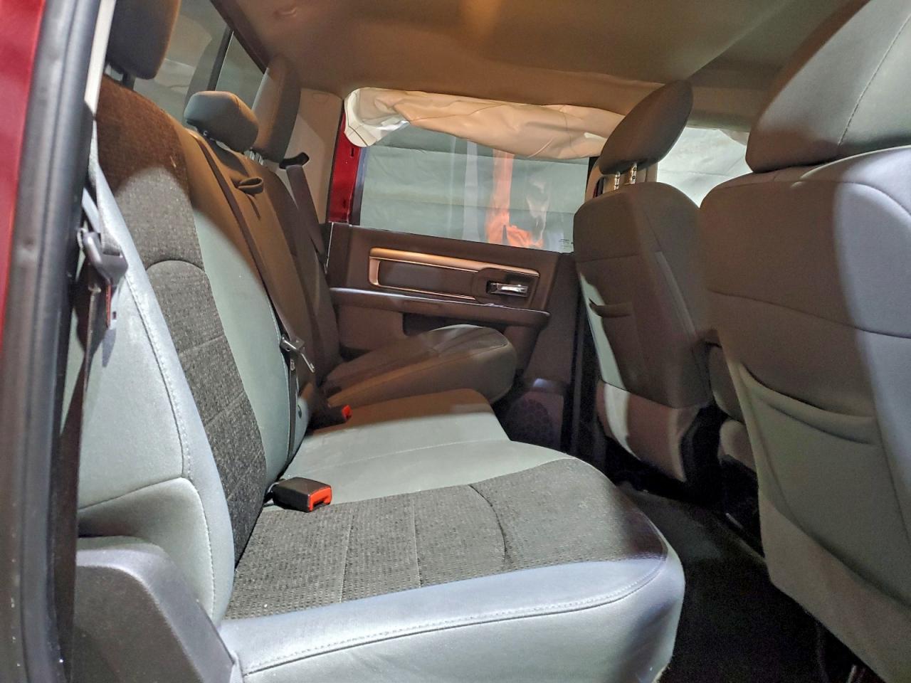 2019 RAM 1500 CLASSIC SLT photo 10