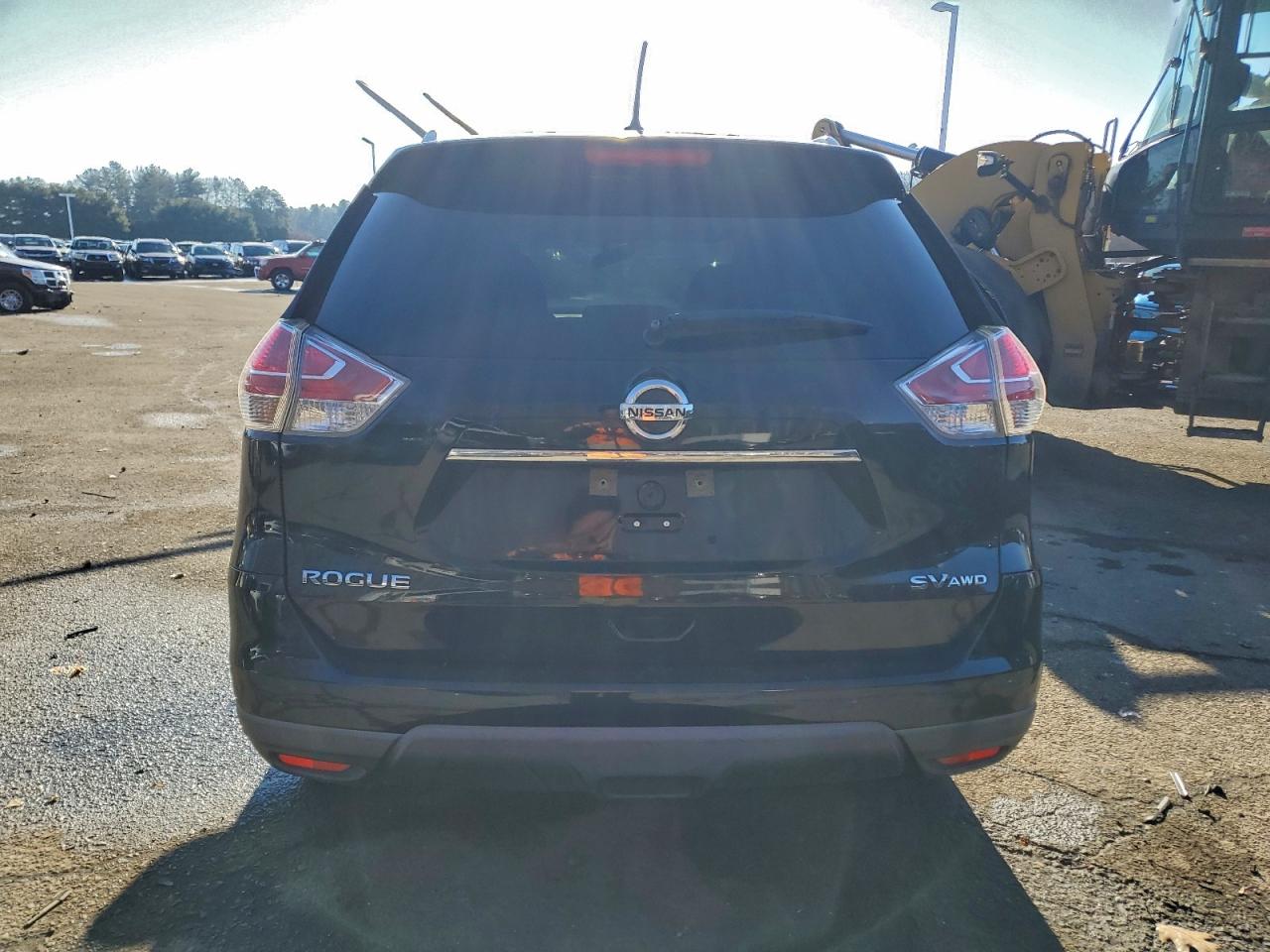 2016 NISSAN ROGUE S photo 6