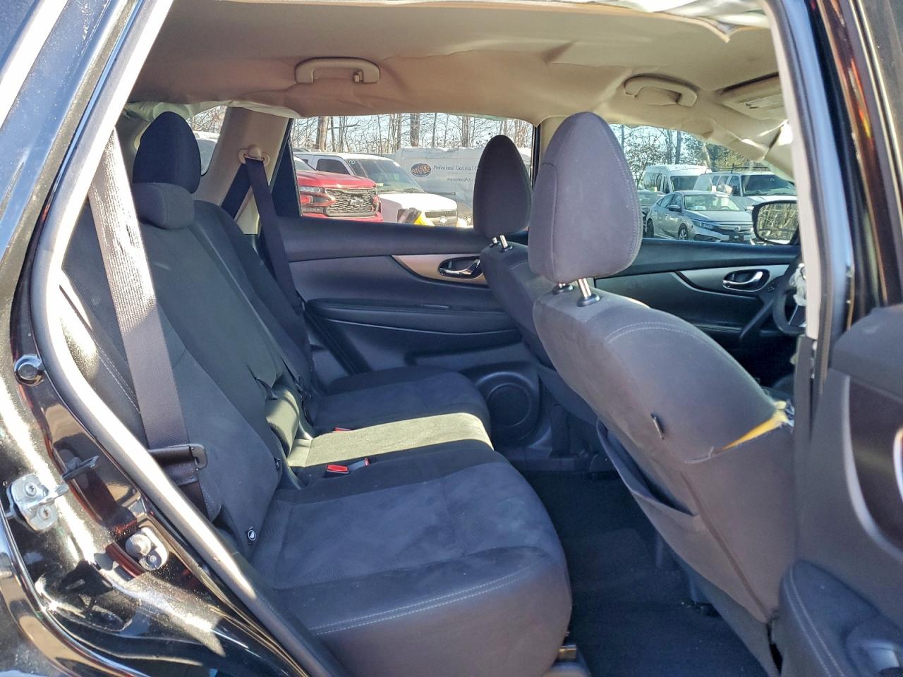 2016 NISSAN ROGUE S photo 11