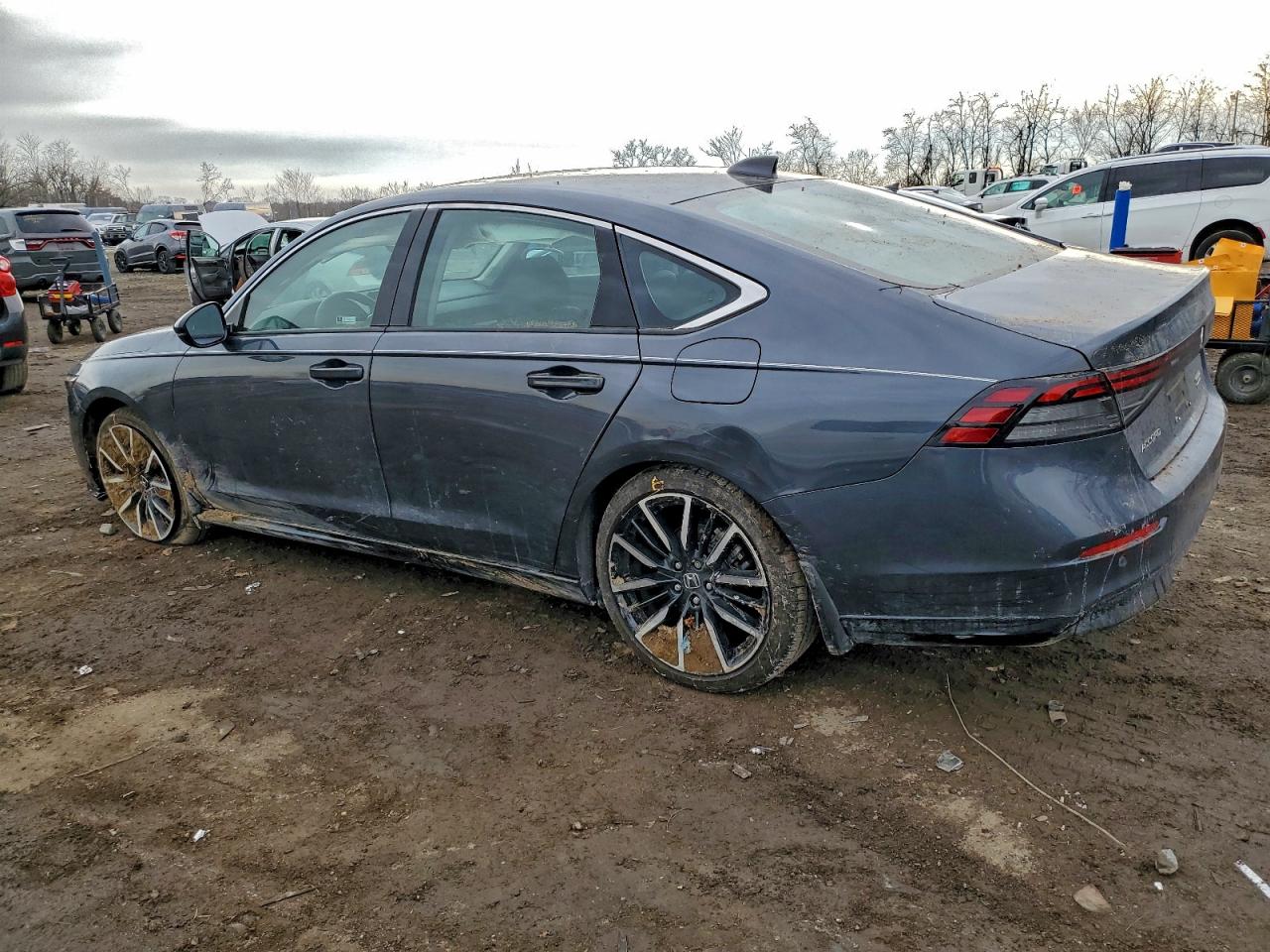 2024 HONDA ACCORD TOURING HYBRID photo 3