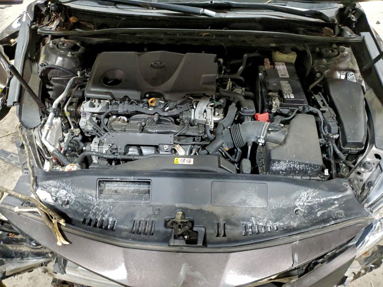 2018 TOYOTA CAMRY L photo 11