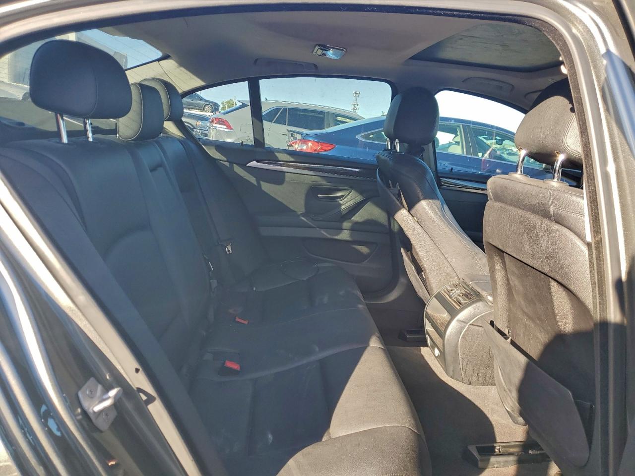 2014 BMW 528 I photo 28