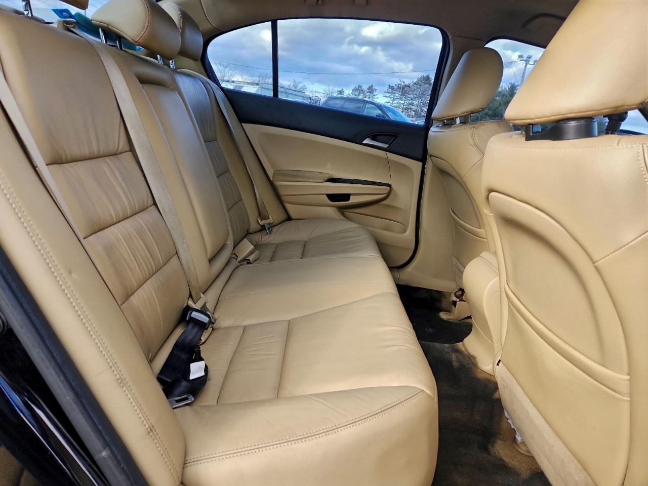 2012 HONDA ACCORD SE photo 28