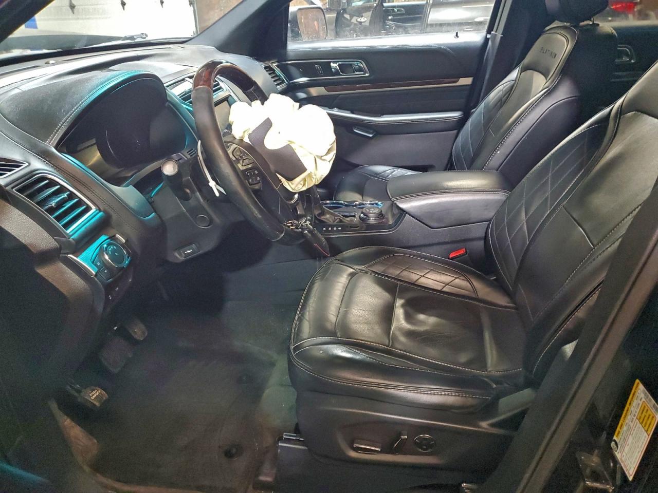 2016 FORD EXPLORER PLATINUM photo 19