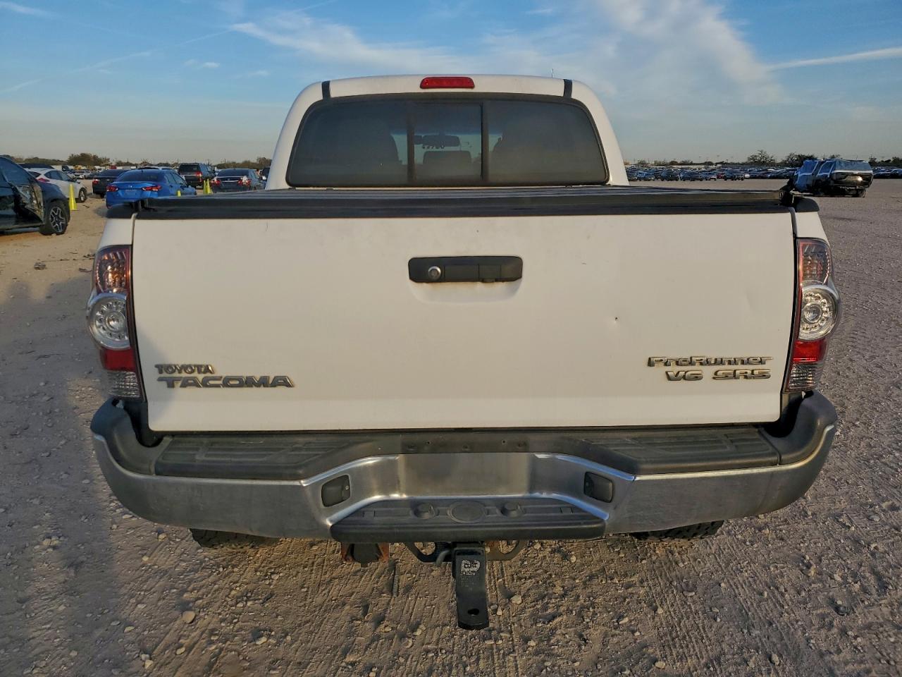 2013 TOYOTA TACOMA DOUBLE CAB PRERUNNER photo 6