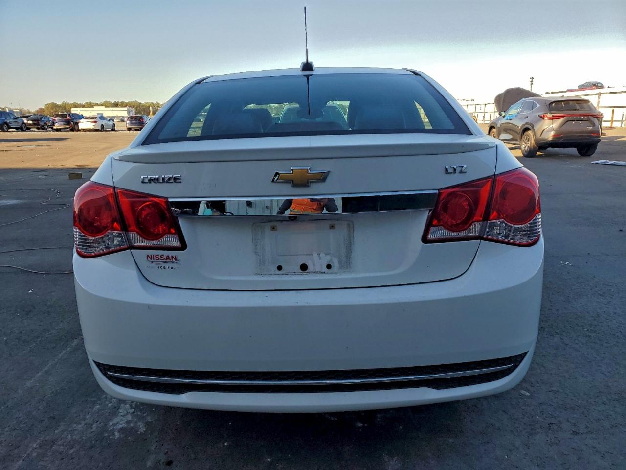 2015 CHEVROLET CRUZE LTZ photo 6