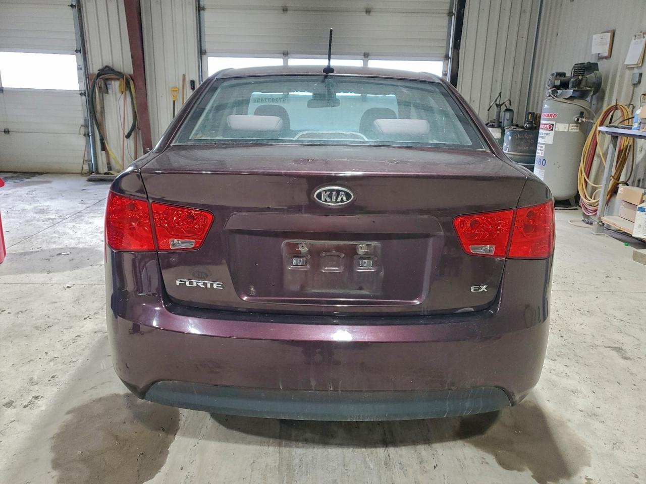 2010 KIA FORTE EX photo 6