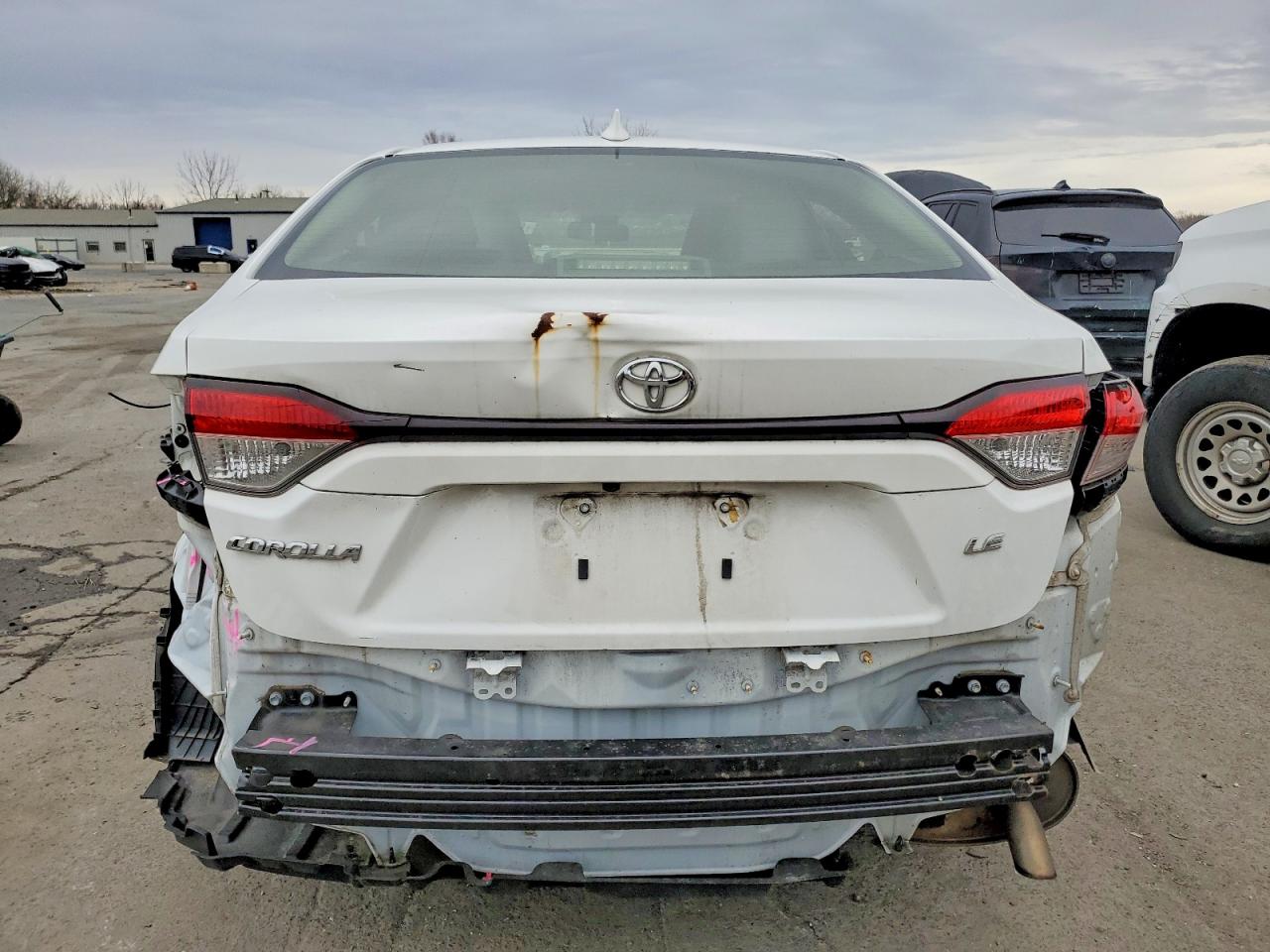 2020 TOYOTA COROLLA LE photo 6