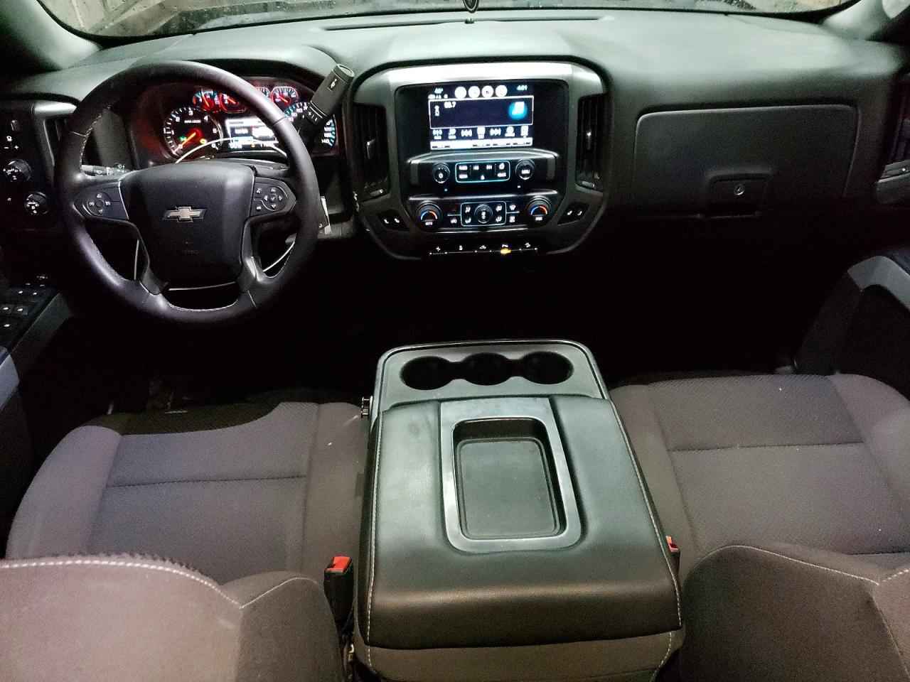 2018 CHEVROLET SILVERADO K1500 LT photo 8