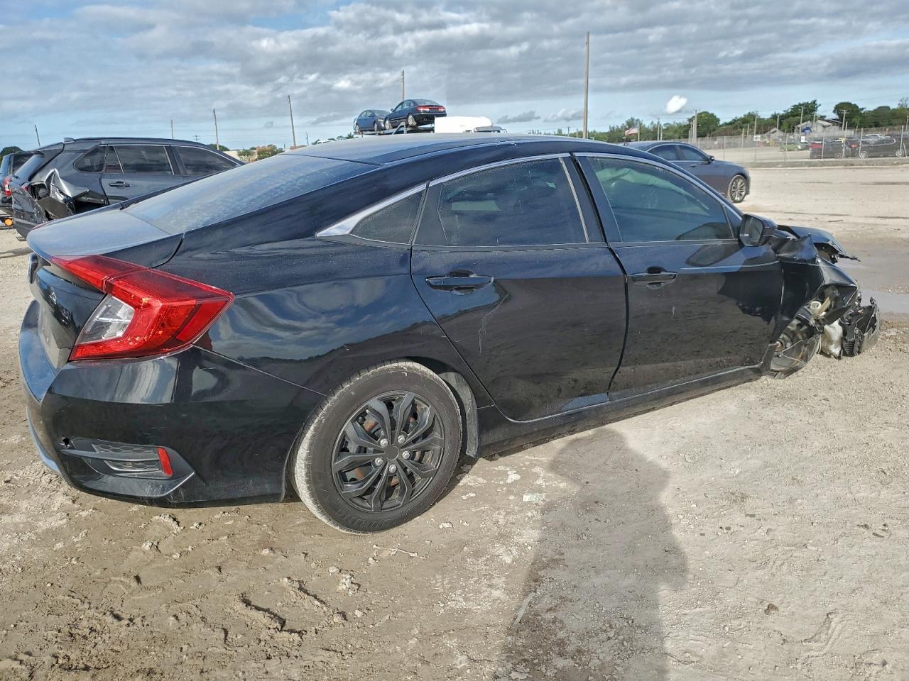 2020 HONDA CIVIC LX photo 3