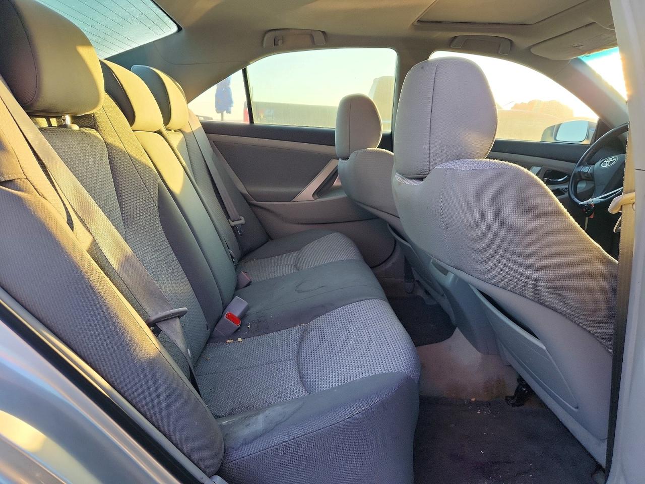 2011 TOYOTA CAMRY BASE photo 10