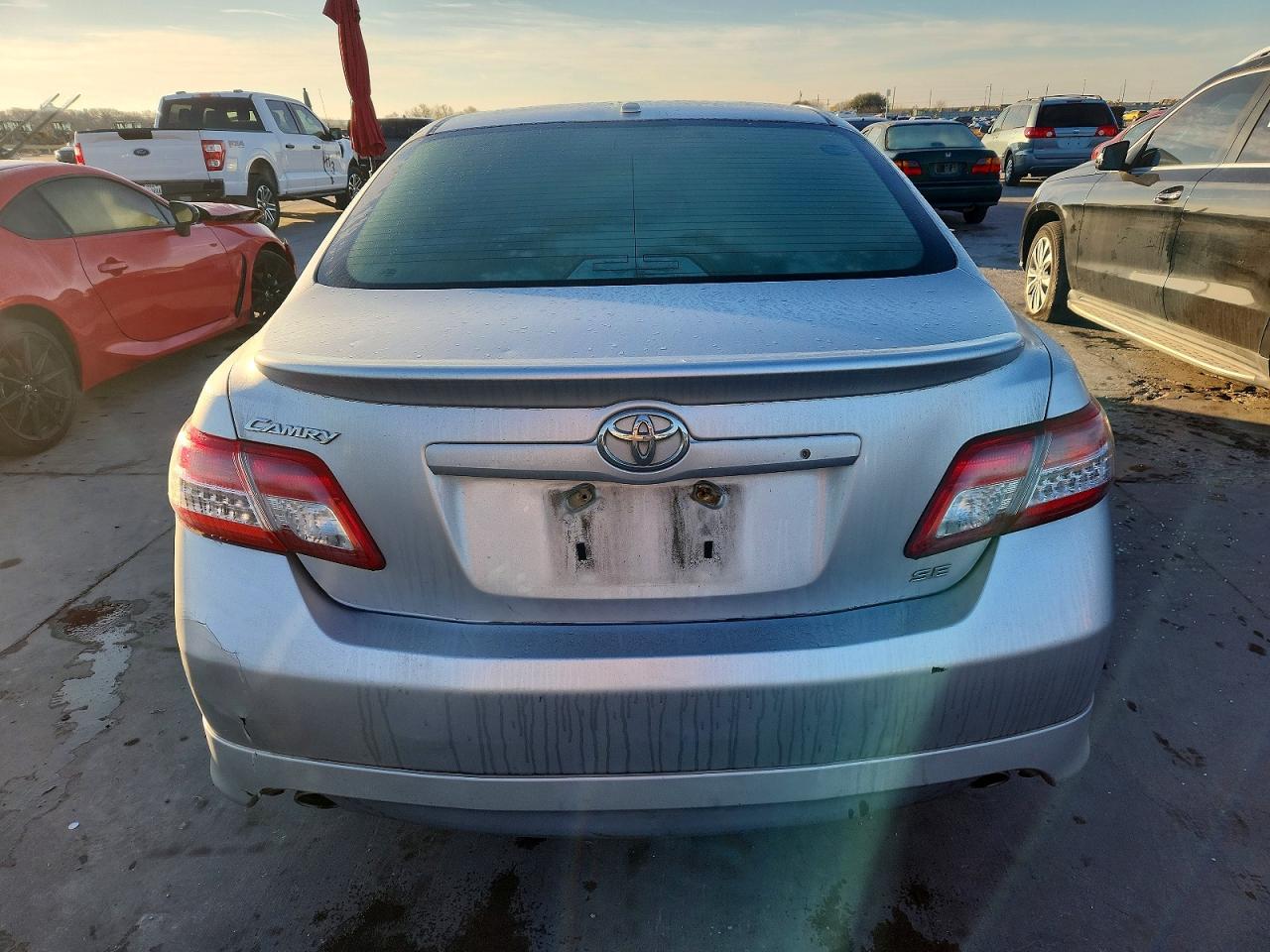 2011 TOYOTA CAMRY BASE photo 6