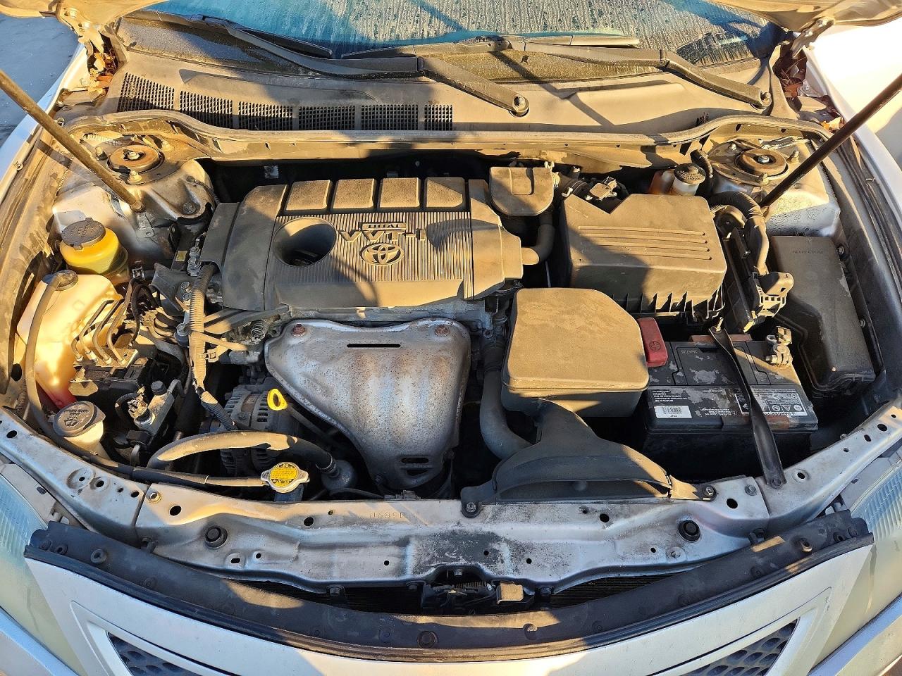 2011 TOYOTA CAMRY BASE photo 11