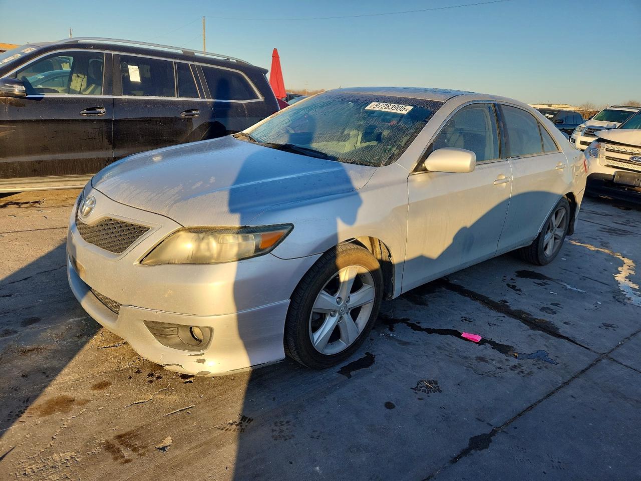 2011 TOYOTA CAMRY