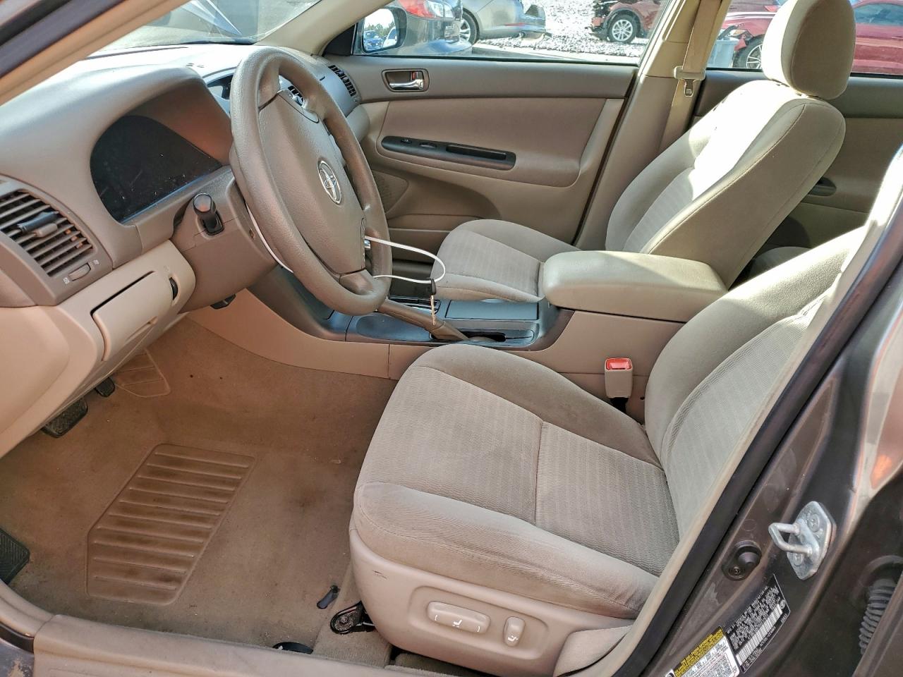 2005 TOYOTA CAMRY LE photo 7