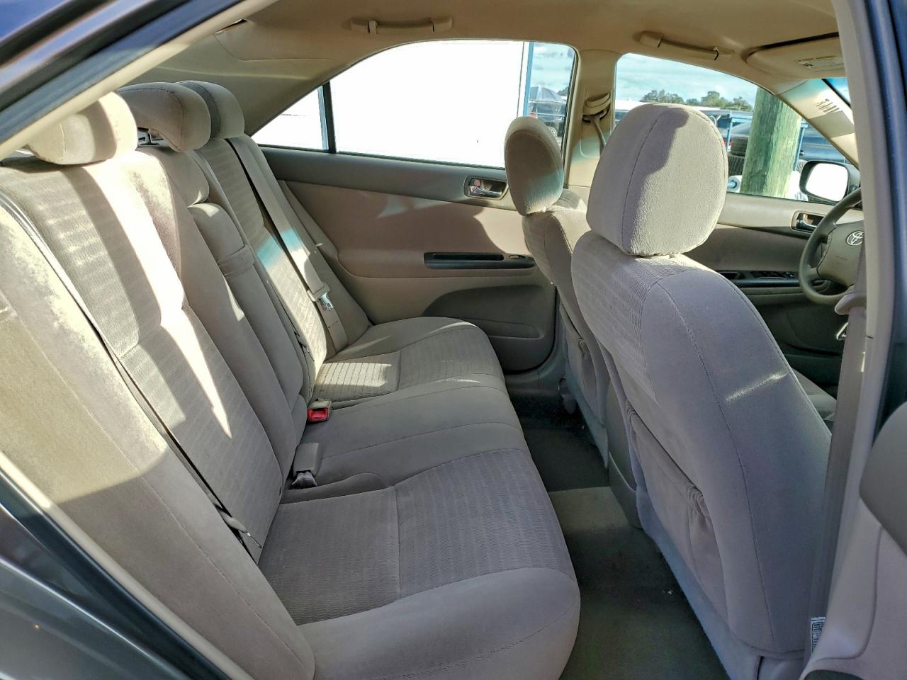 2005 TOYOTA CAMRY LE photo 10