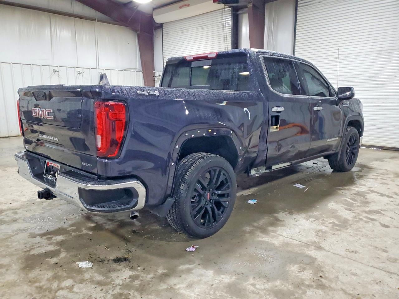 2025 GMC SIERRA K1500 SLT photo 3