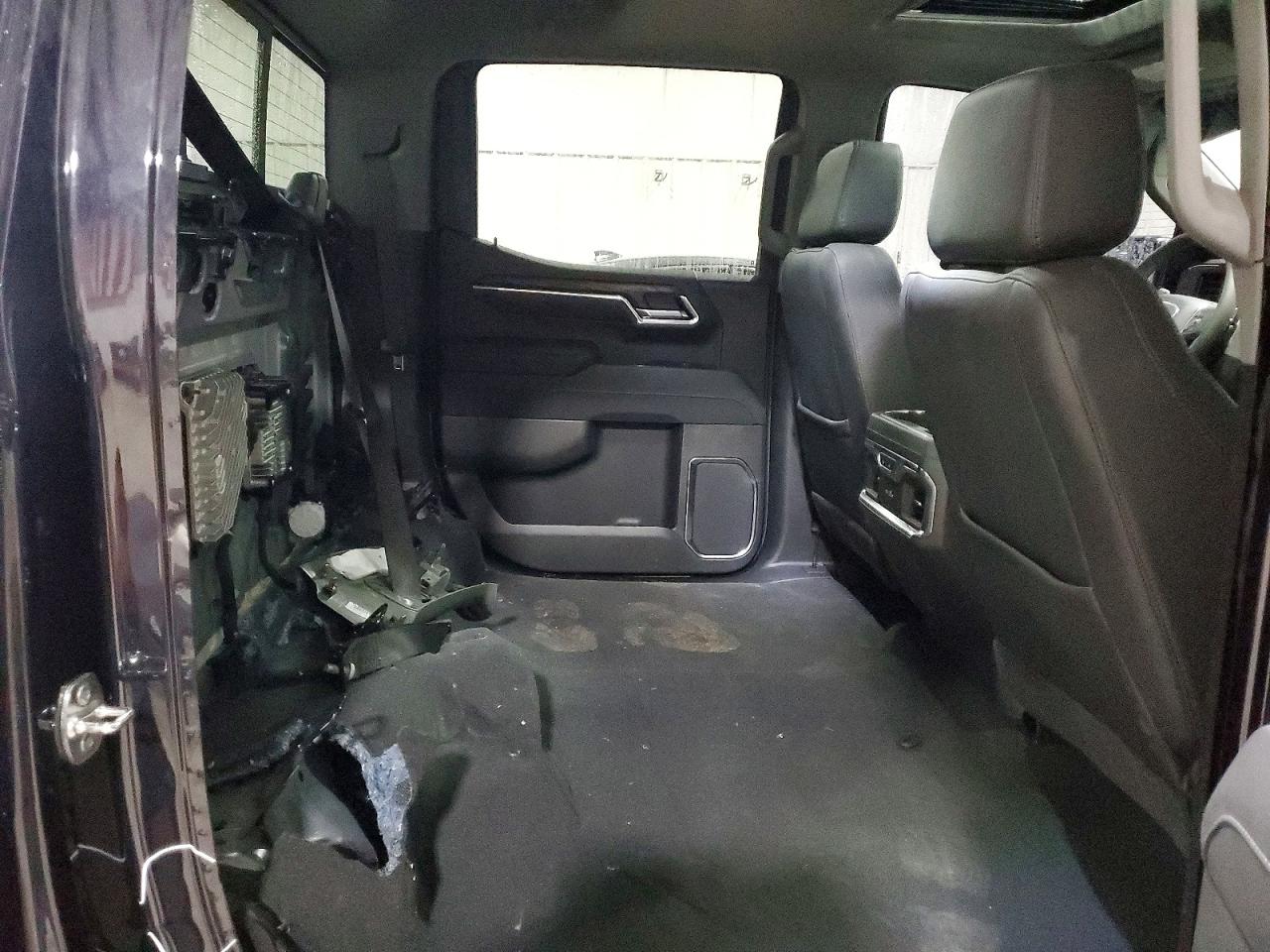 2025 GMC SIERRA K1500 SLT photo 10