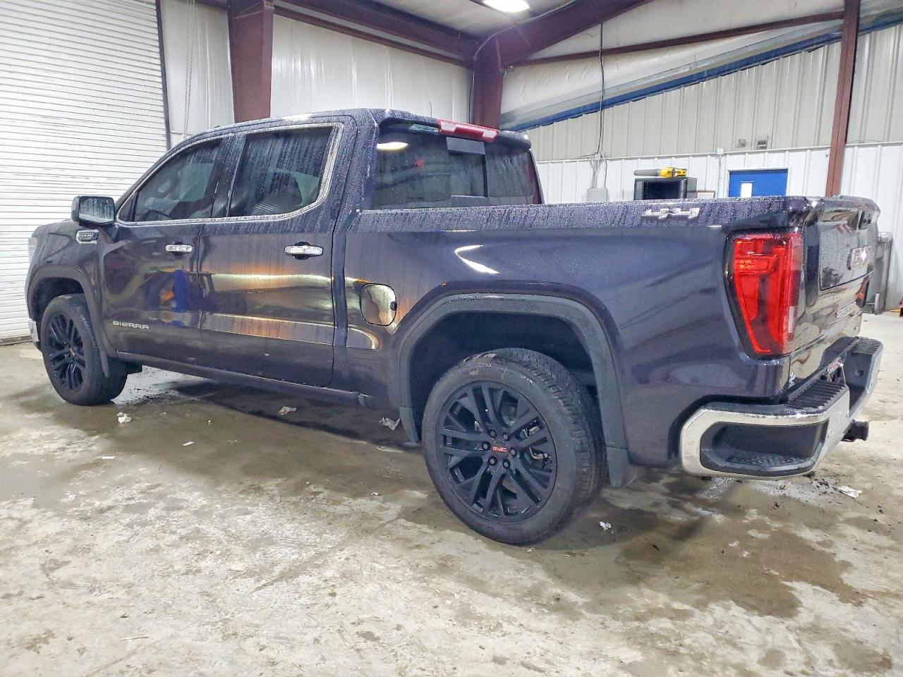 2025 GMC SIERRA K1500 SLT photo 2