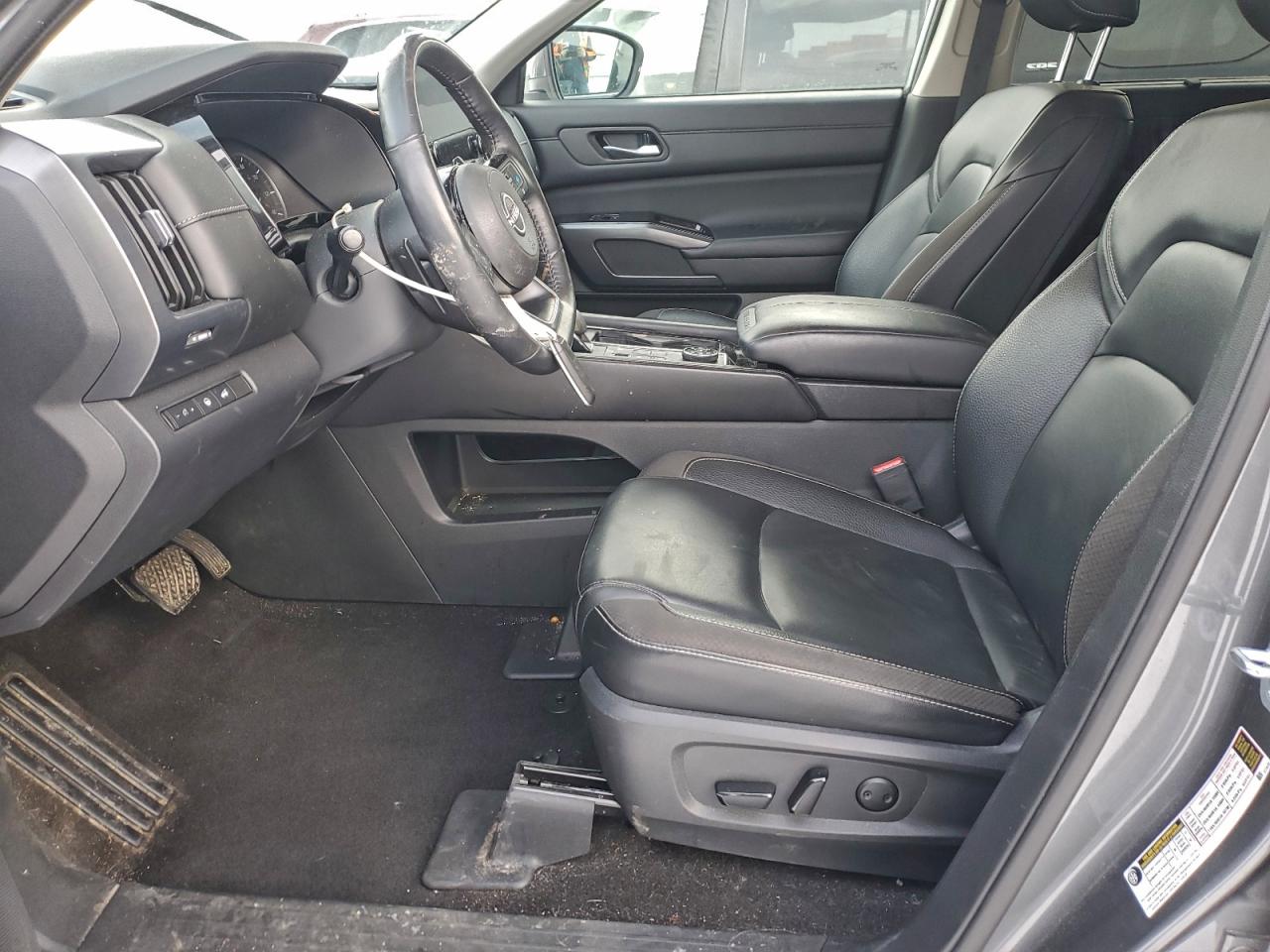 2023 NISSAN PATHFINDER SL photo 7
