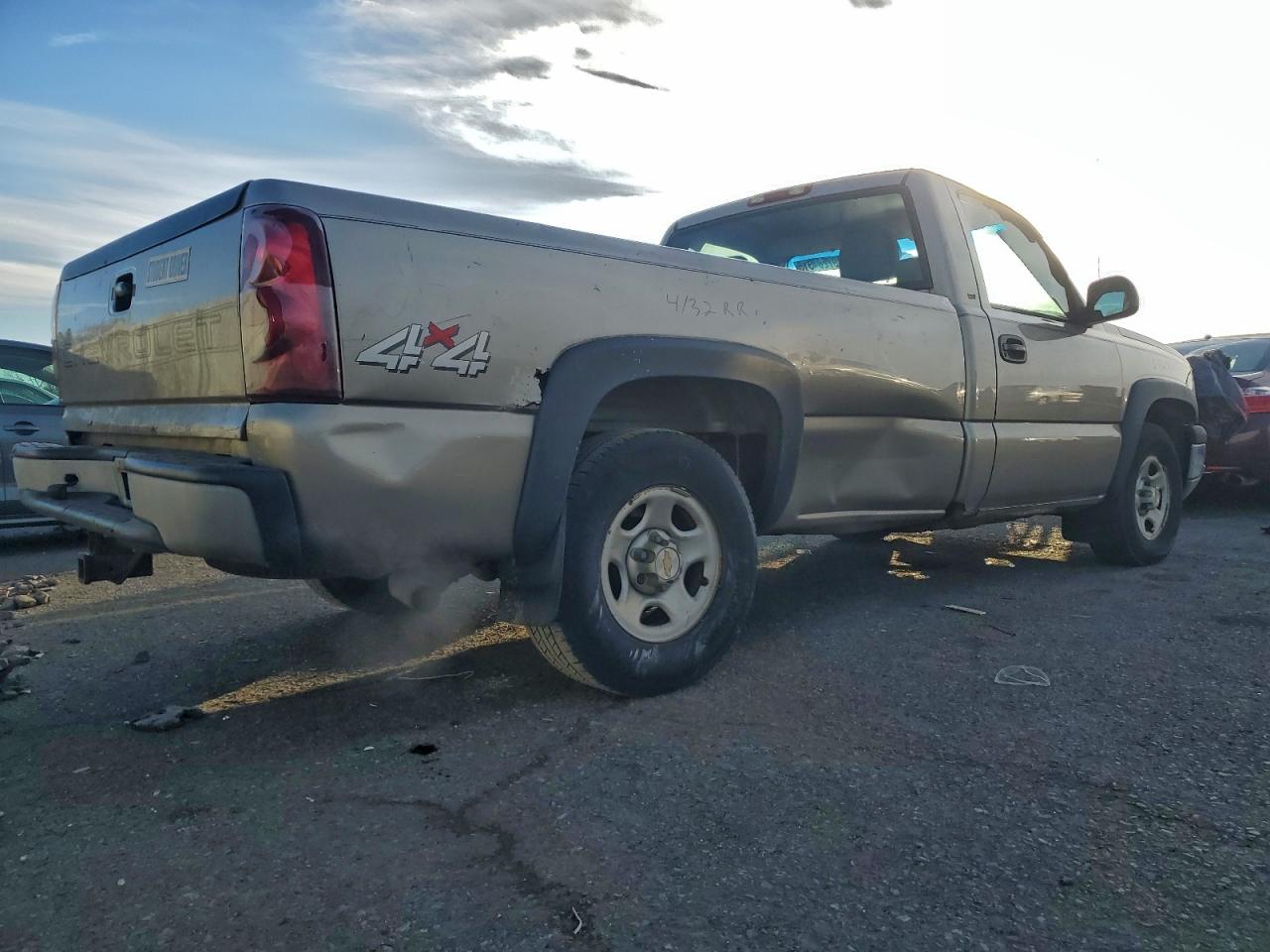 2003 CHEVROLET SILVERADO K1500 photo 3